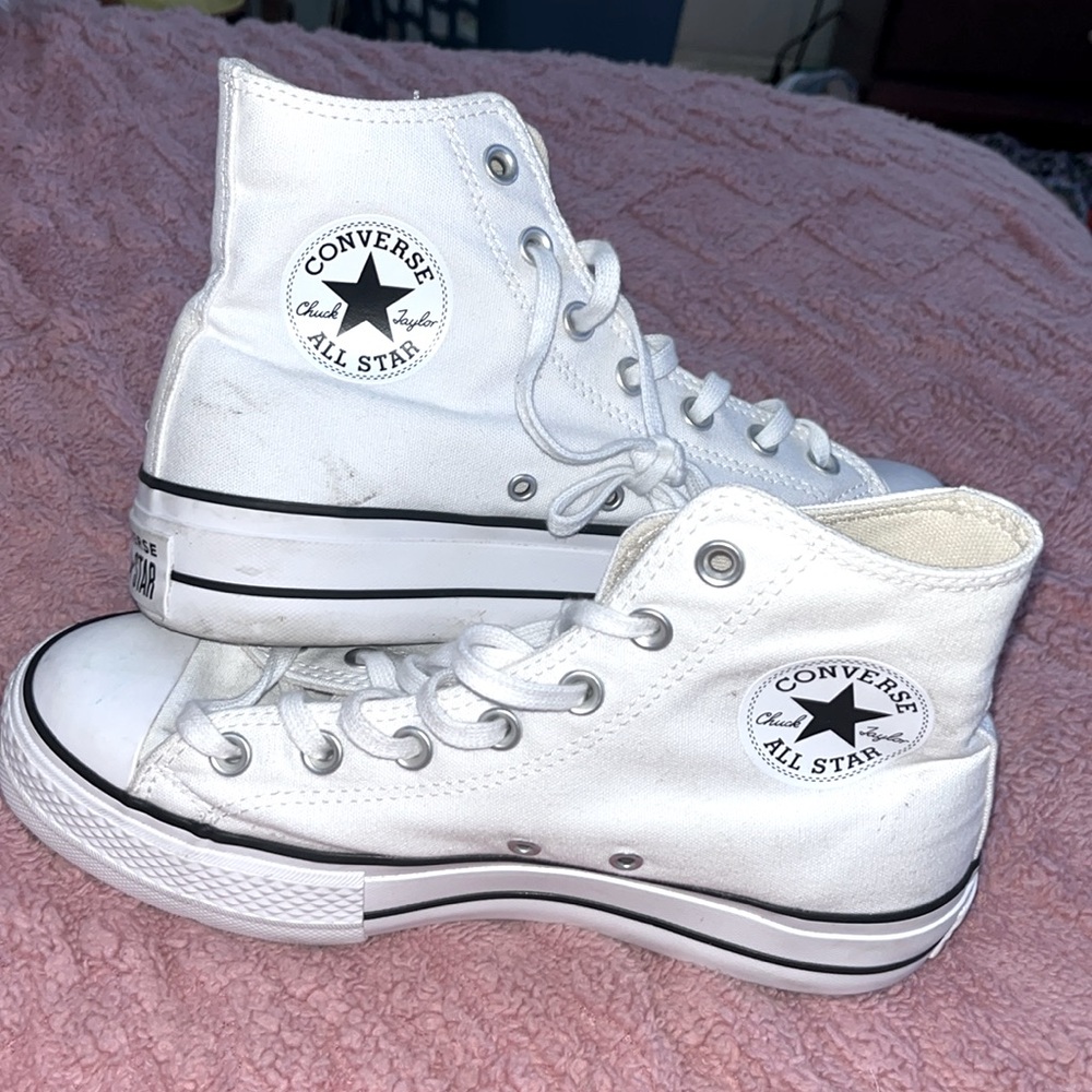 Chuck Taylor Converses platforms